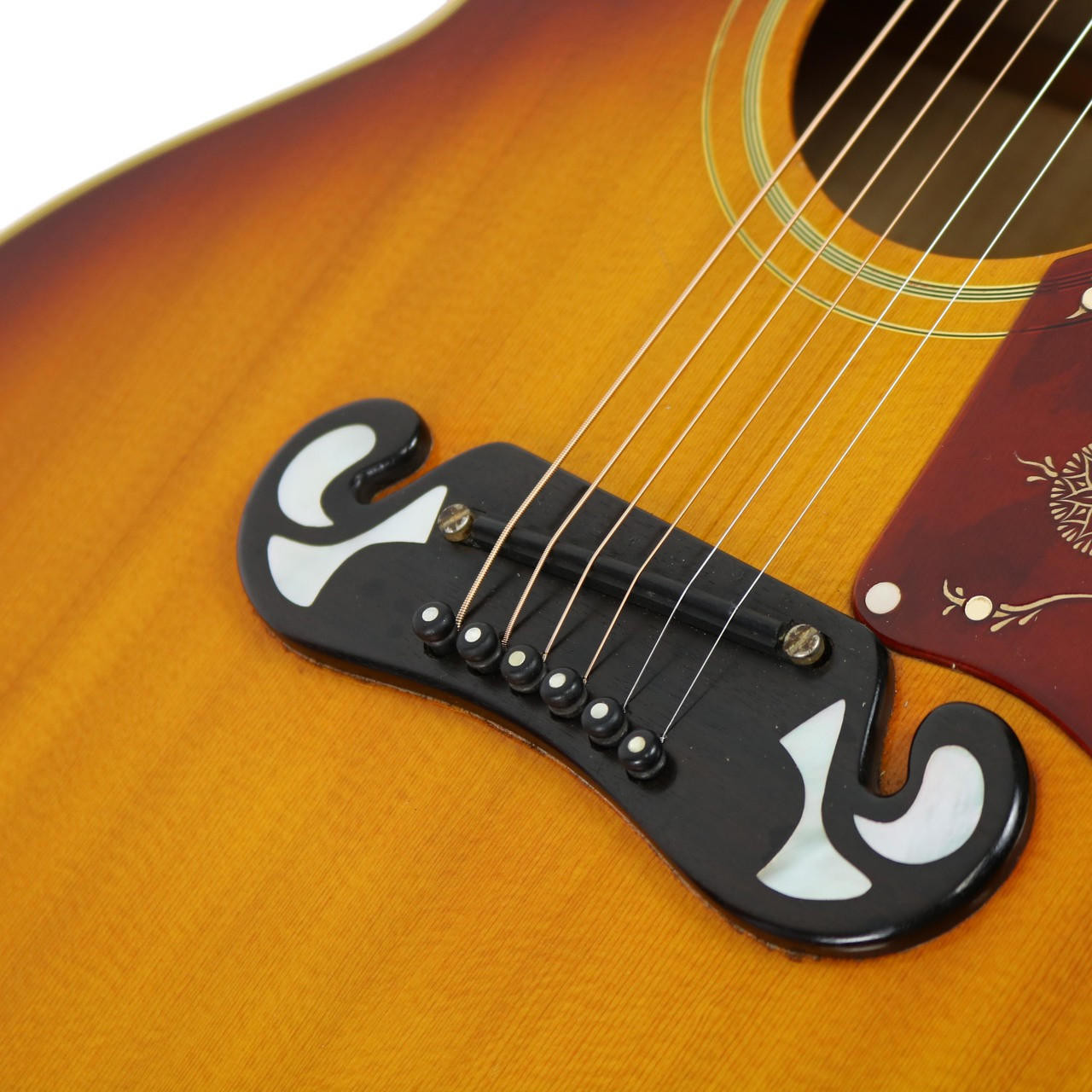 Vintage 1969 Gibson J-200 Jumbo Acoustic Guitar Sunburst Finish