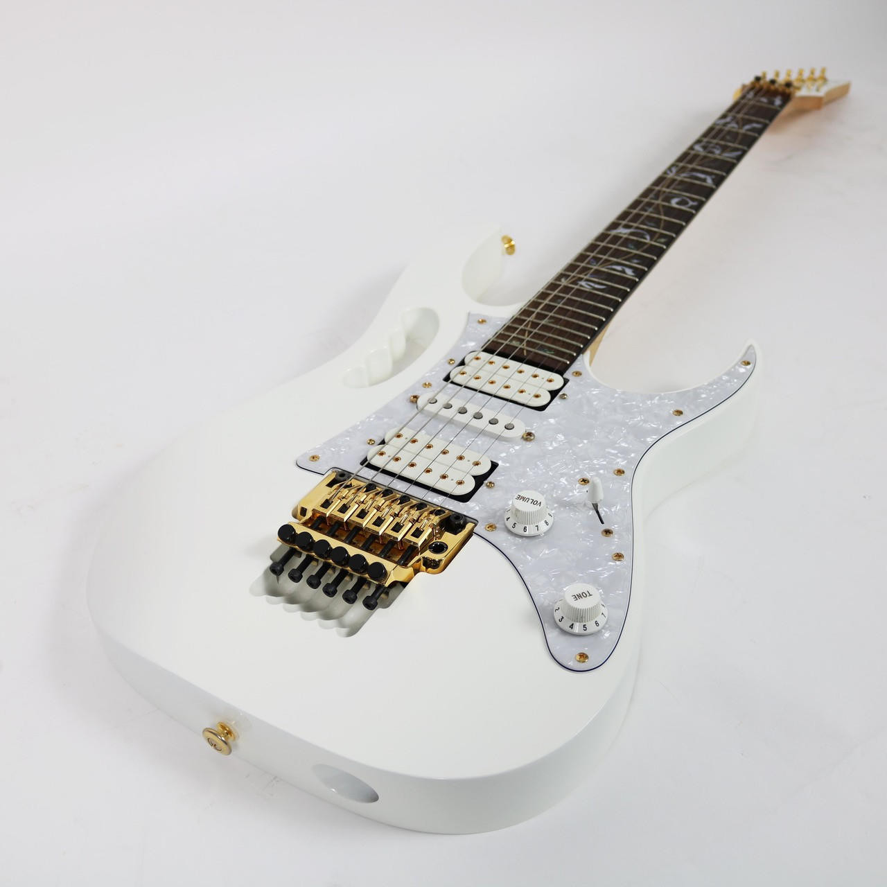 2010 Ibanez JEM 77 Series Electric Guitar White Finish | Cream