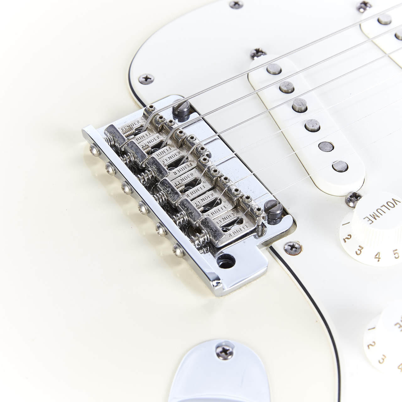 Used Fender American Standard Stratocaster Olympic White 2010
