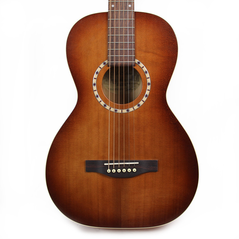 Art & Lutherie Ami Cedar Parlor Acoustic Guitar in Antique Burst