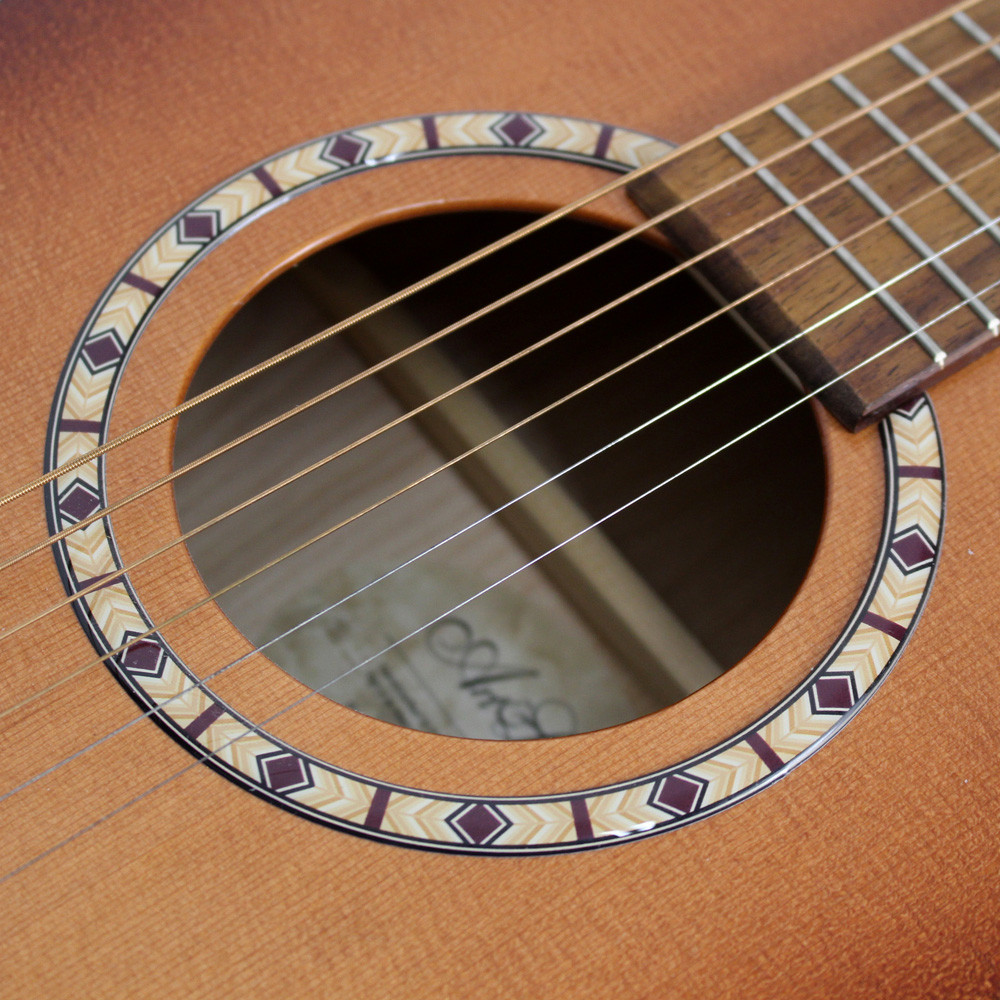 Art & Lutherie Folk Cedar Antique Burst Acoustic Guitar | Cream