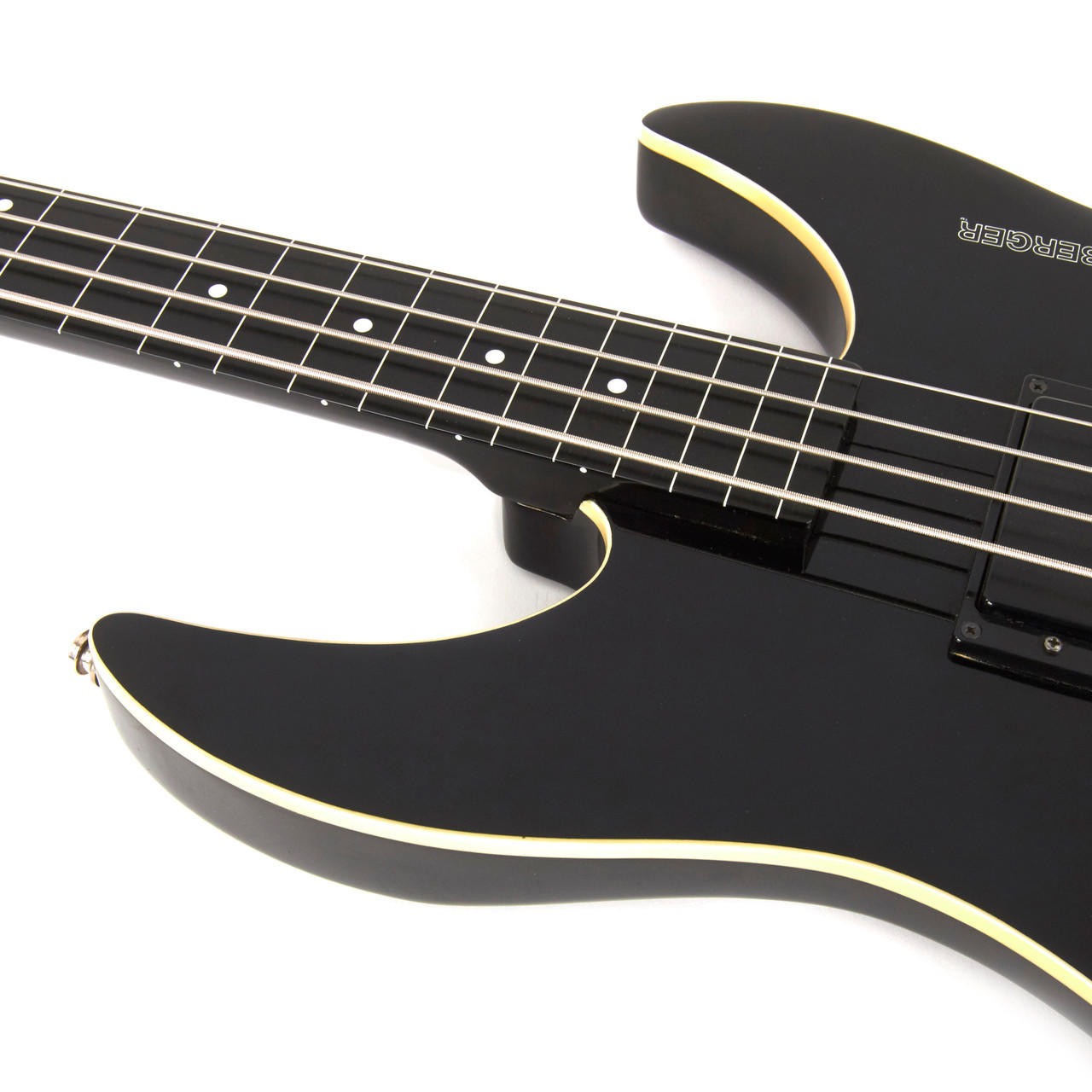 Vintage Used Steinberger XM-2 Fretless Bass Black 1987 | Cream