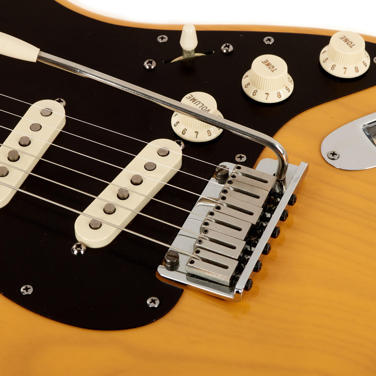 Used Fender Special Edition Ash Stratocaster Butterscotch 2001