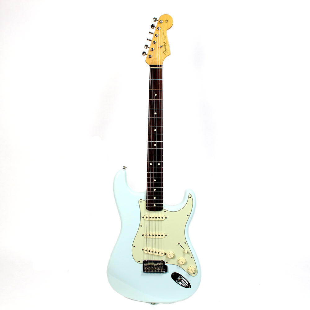 Fender Japan 2011 stratocasterほぼ未使用 mint 2011 Fender MIM Classic Player 1960s Design Reissue Stratocaster