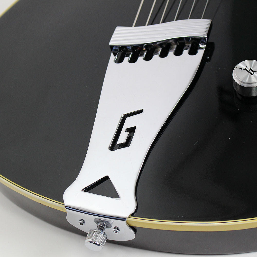 Vintage 1972 Gretsch Roc Jet Electric Guitar Black Finish | Cream