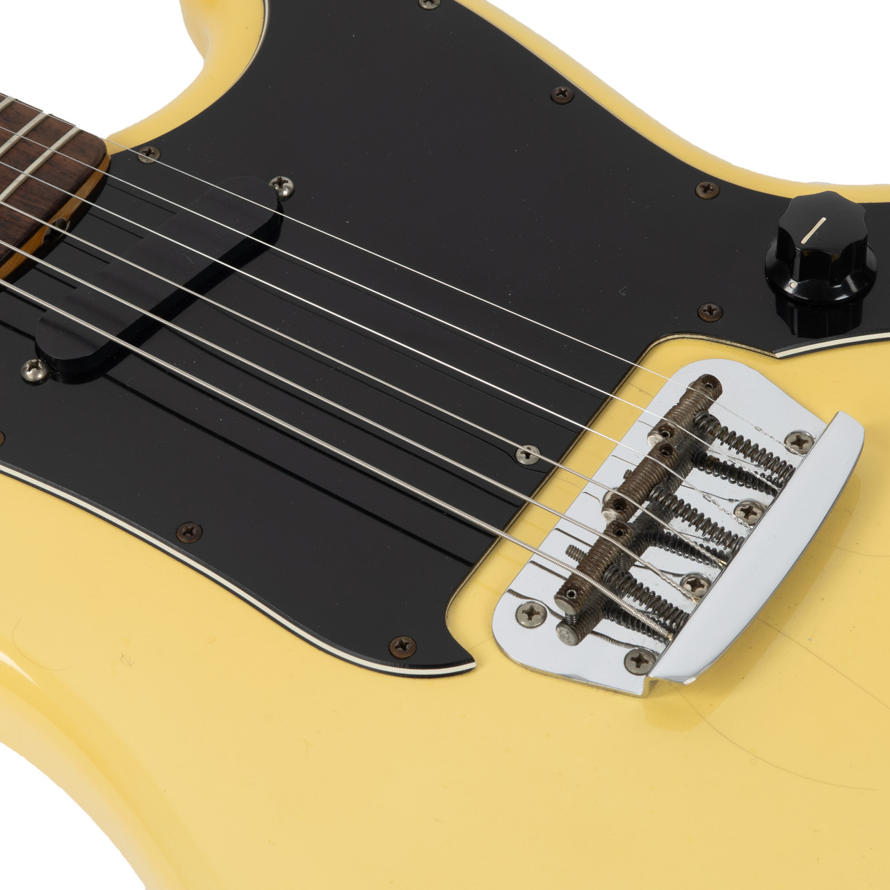 Vintage Fender Musicmaster Olympic White 1977 | Cream City Music