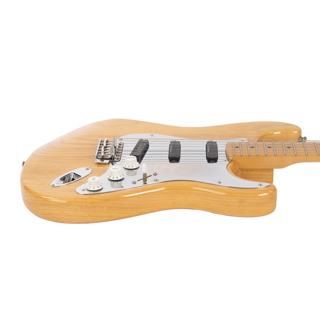 Used Fender Classic Series 70's Stratocaster Natural 2002 - Cream
