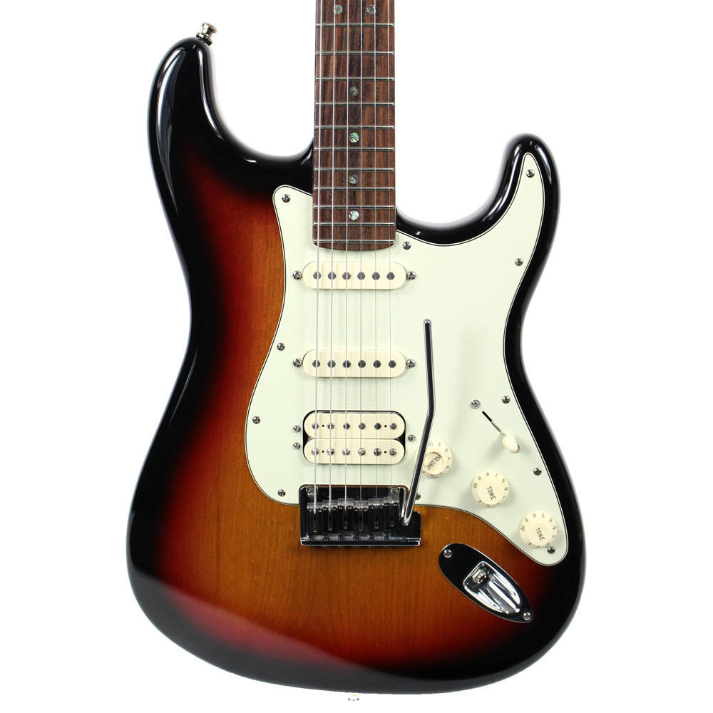 ギター Fender USA Stratocaster 2008 Fender USA Made American Deluxe Stratocaster Electric Guitar