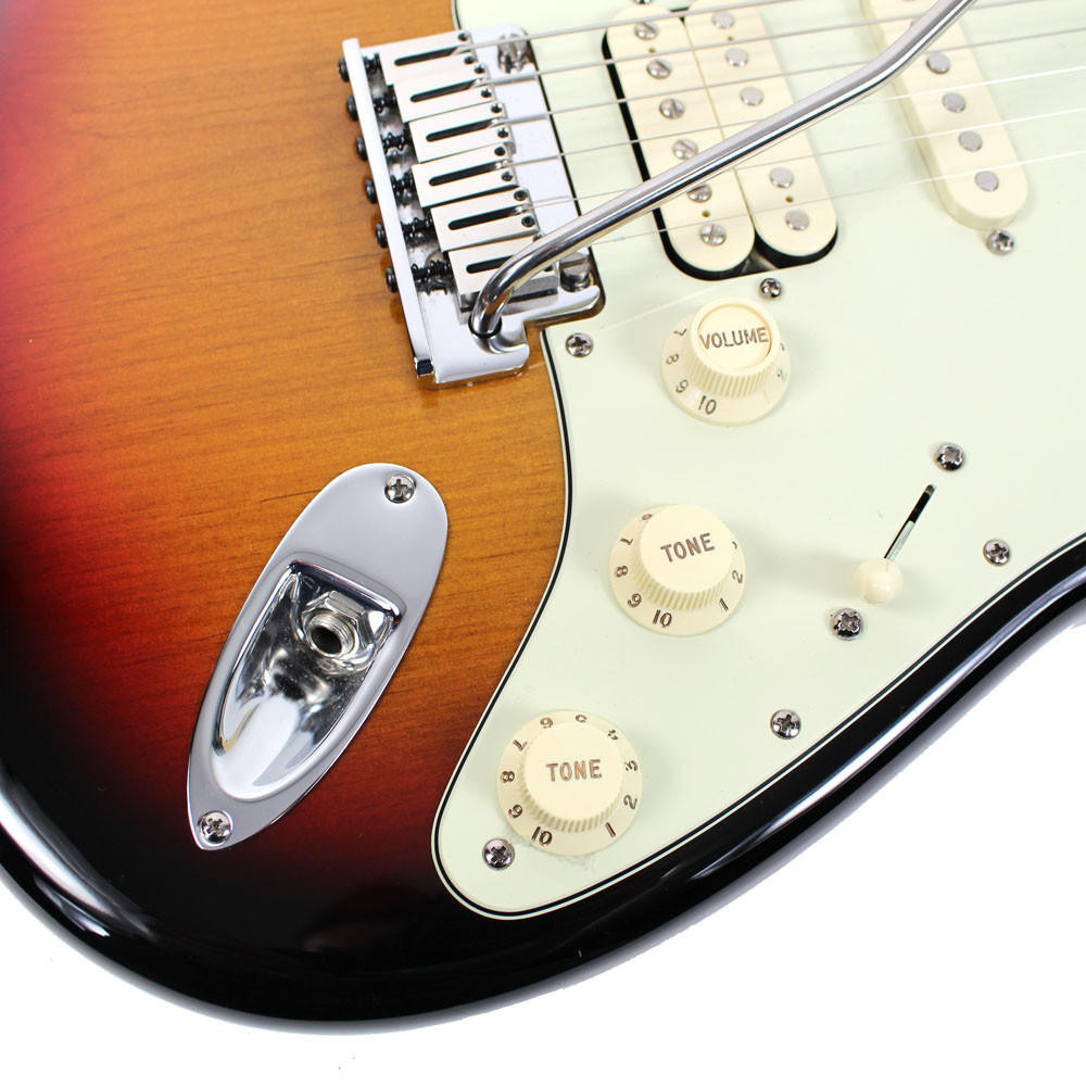 2008 Fender USA Made American Deluxe Stratocaster Electric Guitar