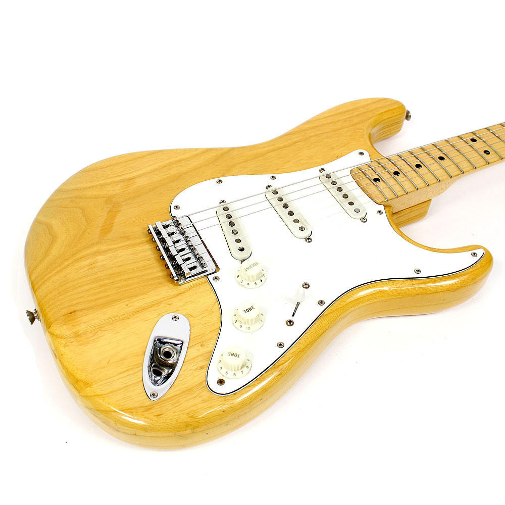 Vintage 1974 Fender Stratocaster Hardtail Electric Guitar Natural