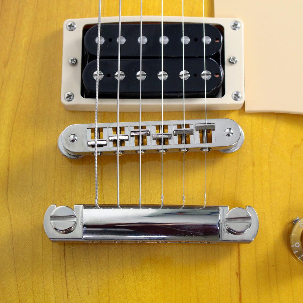2004 Gibson Les Paul Classic 1960 in Honeyburst | Cream City Music