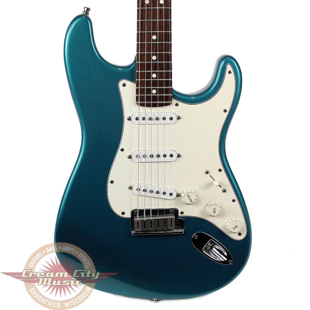 オイガツオ 　Fender mexico オイガツオ 1995 Fender American Standard Stratocaster Electric Guitar Ocean