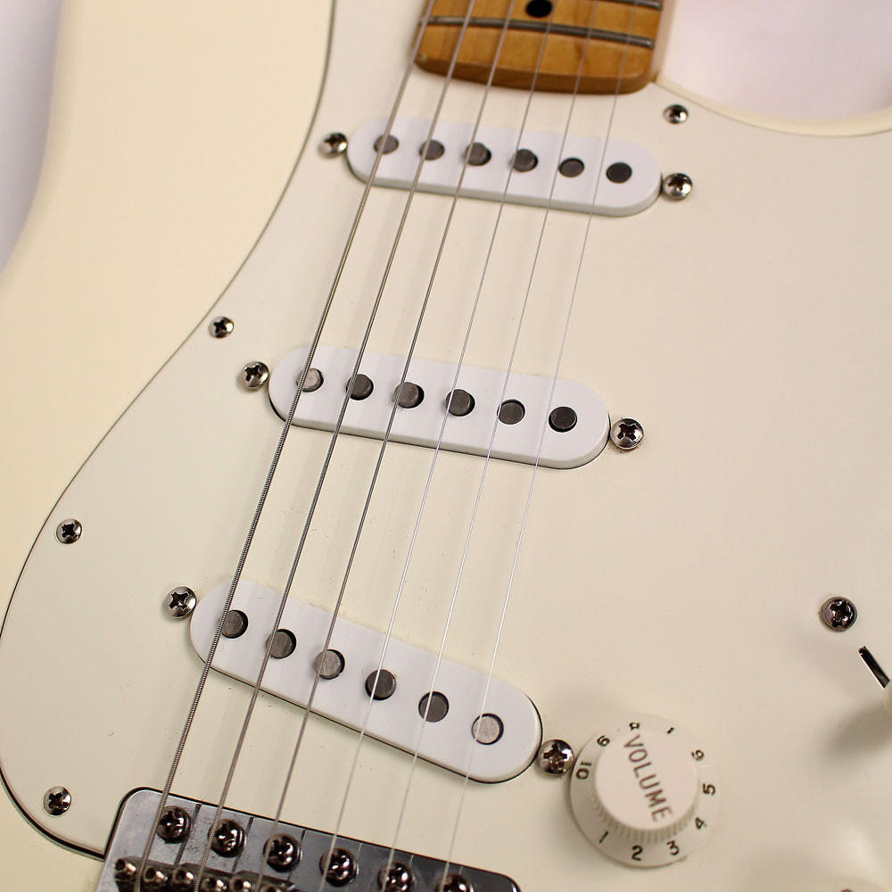 2008 Fender MIM Stratocaster Electric Guitar White | Cream City Music