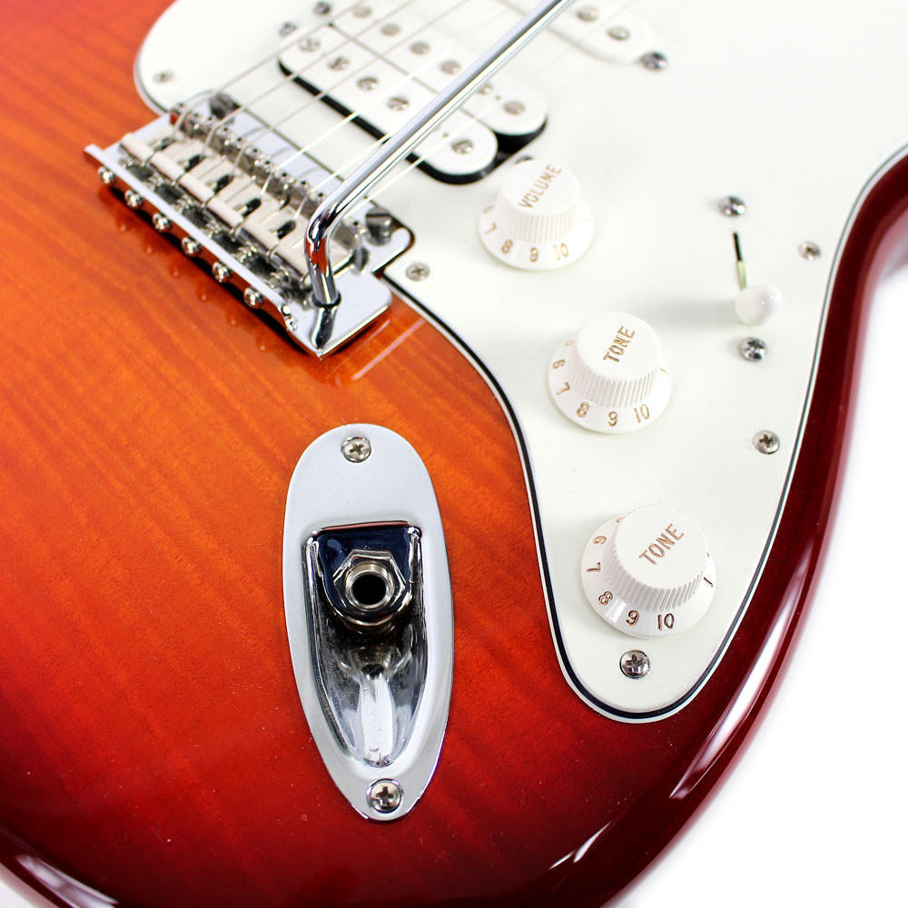 2013 Fender MIM Stratocaster Plus Top HSS Electric Guitar Cherry