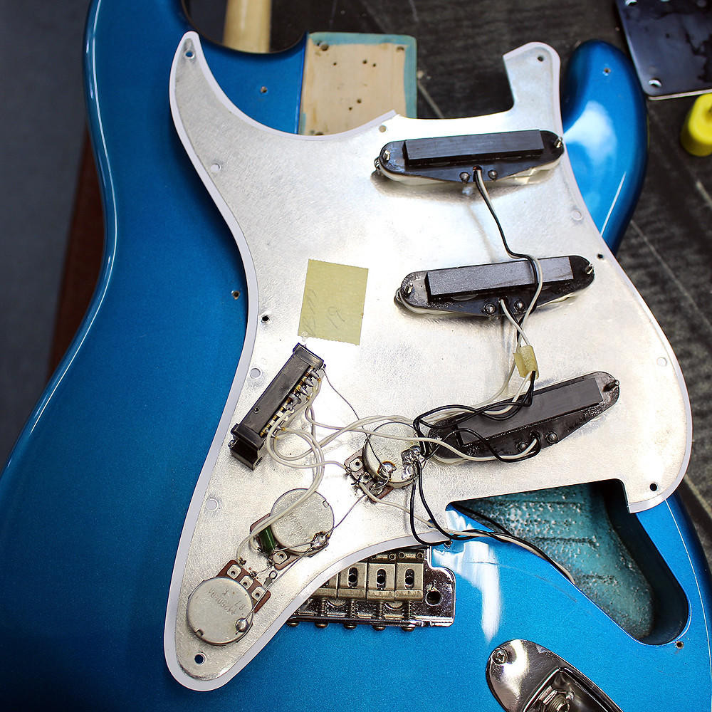 Mid To Late '80s Fender Stratocaster Made In Japan Electric Guitar