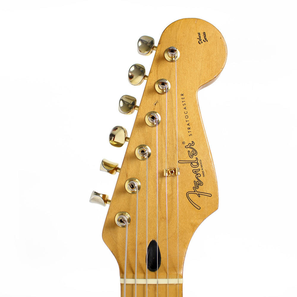 1997 Fender Deluxe Series Super Strat Stratocaster in Honey Blonde
