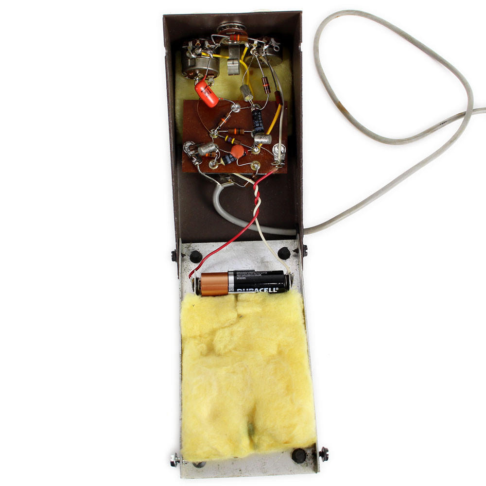 Vintage Maestro by Gibson FZ-1A Fuzz Tone Guitar Pedal | Cream