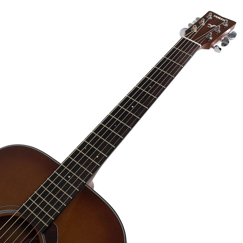 Used Yamaha FS700S Concert Acoustic Guitar in Sunburst | Cream