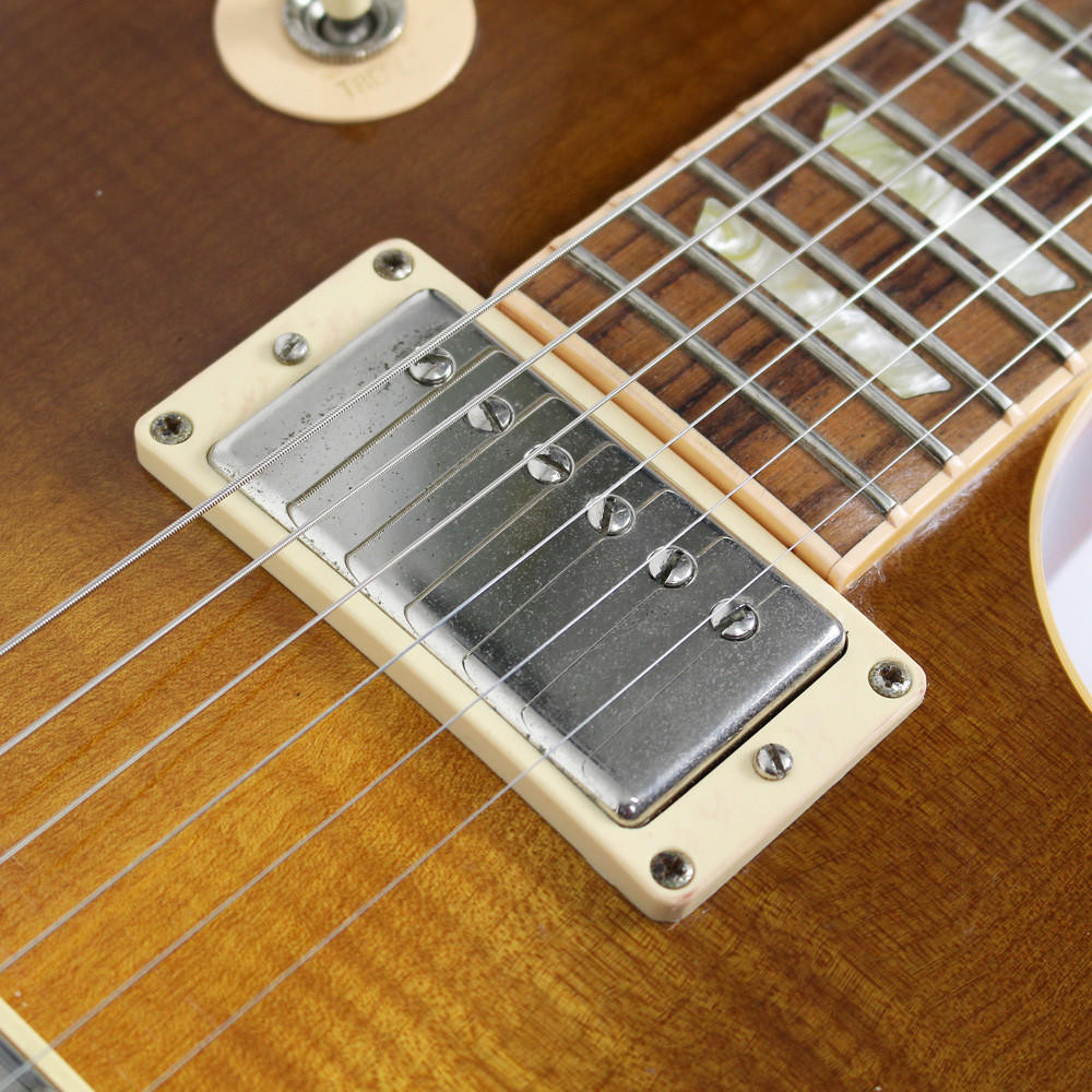 2005 Gibson Les Paul Standard w/ Flame Maple Top in Honeyburst