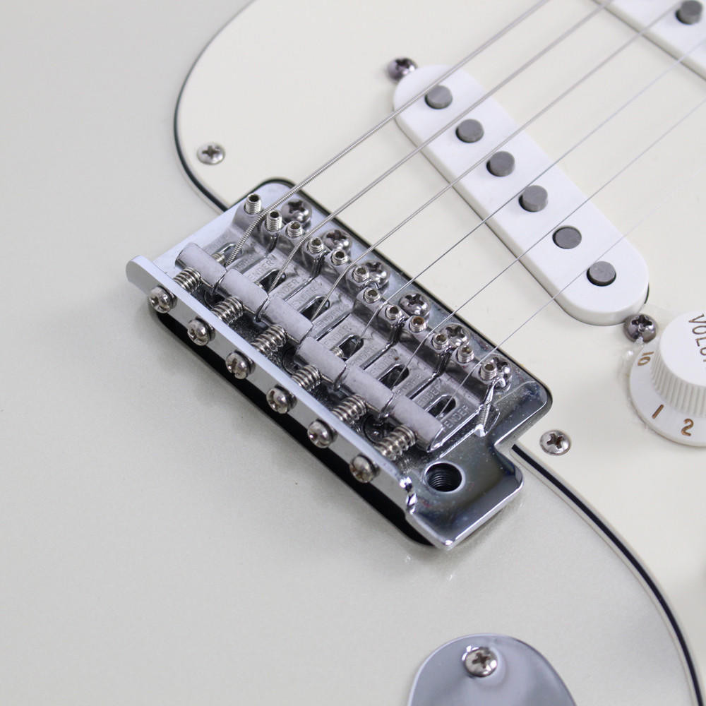 【値下げ】stratocaster ボディ 2006 Fender Limited Edition 60th Anniversary Standard Stratocaster