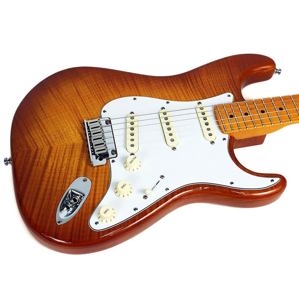 2014 Fender Custom Shop Custom Deluxe Stratocaster Flame Top Honey