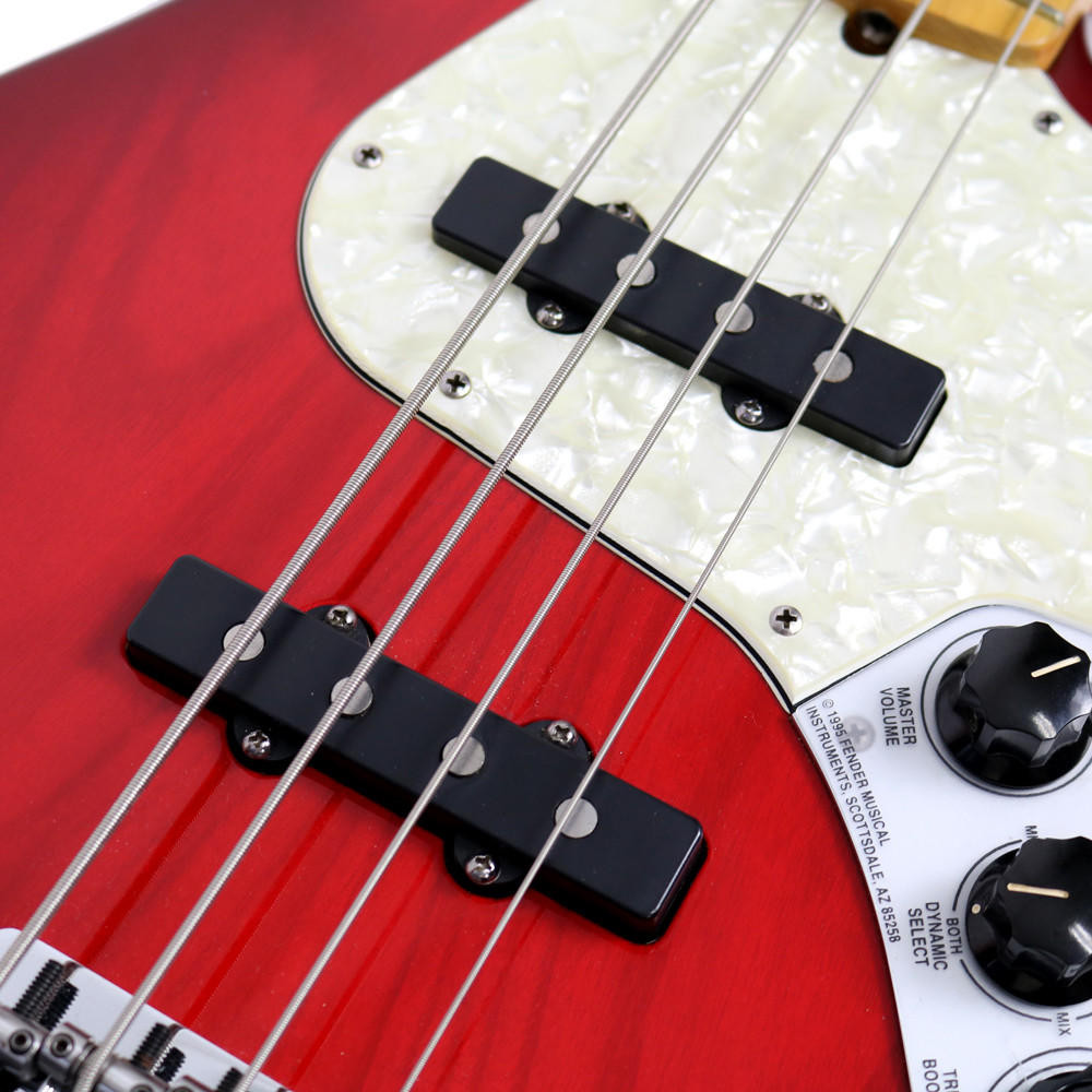 1997 Fender American Deluxe Jazz Bass in Crimson Burst | Cream