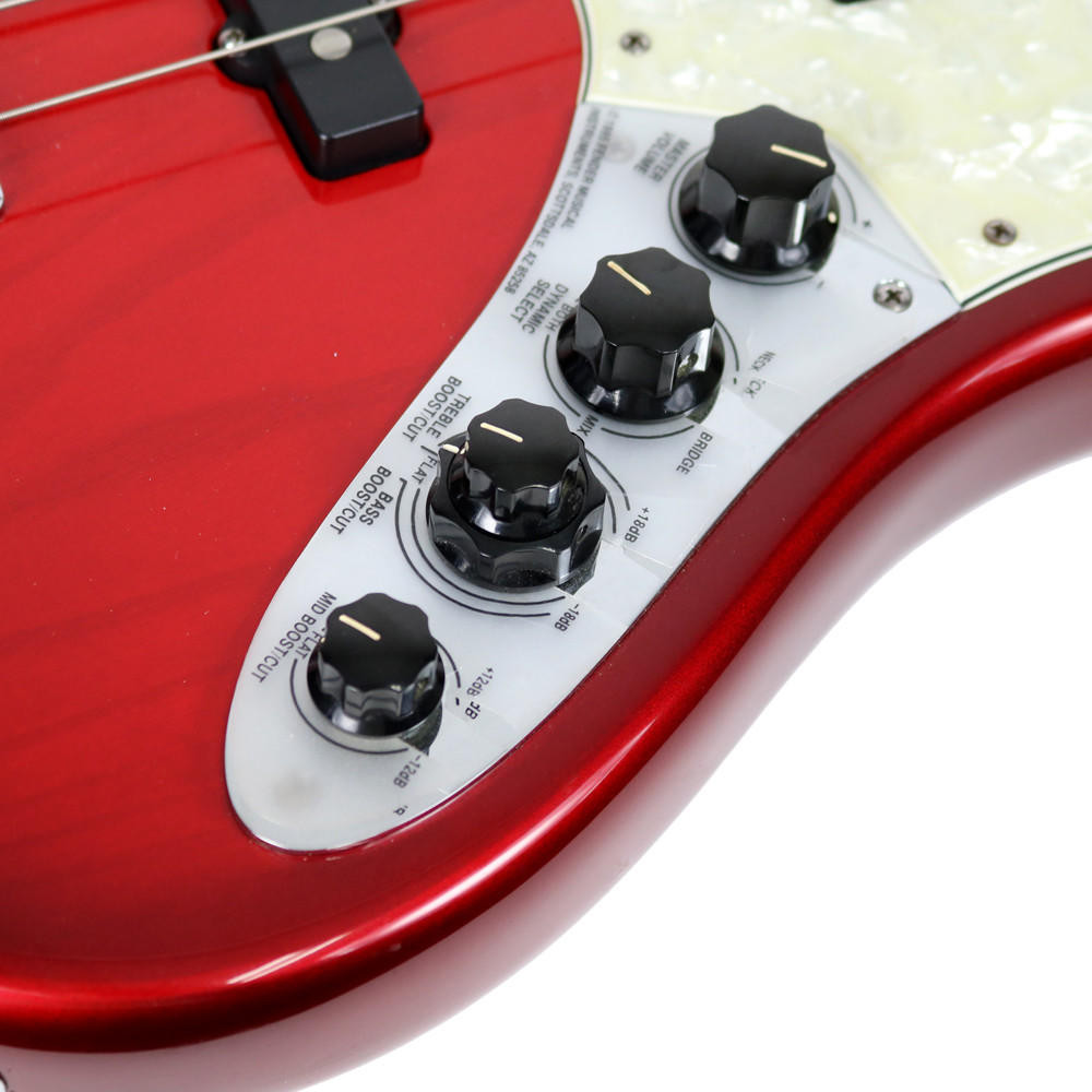 1997 Fender American Deluxe Jazz Bass in Crimson Burst | Cream