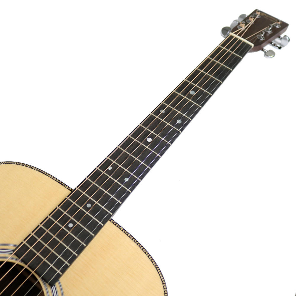 Martin HD-28 2013年製　マーチン　ドレットノート 2013 Martin HD-28 Acoustic Guitar in Natural | Cream City Music