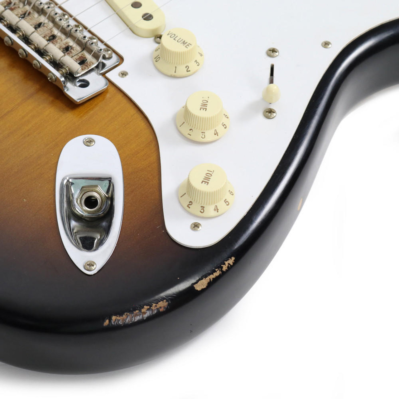 ギター fender roadworn stratcastar50s Fender Road Worn '50s Stratocaster Sunburst 2018 – Chicago