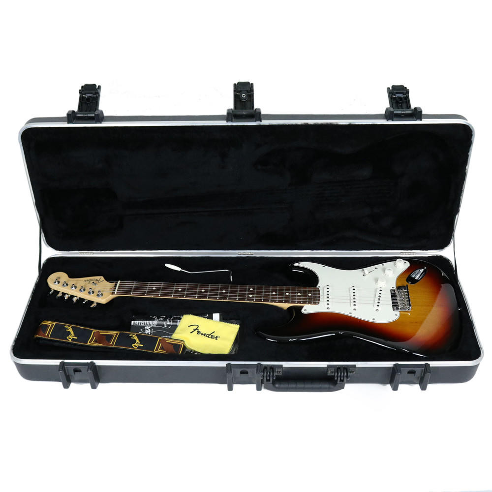 2009 Fender American Standard Stratocaster in 3-Color Sunburst