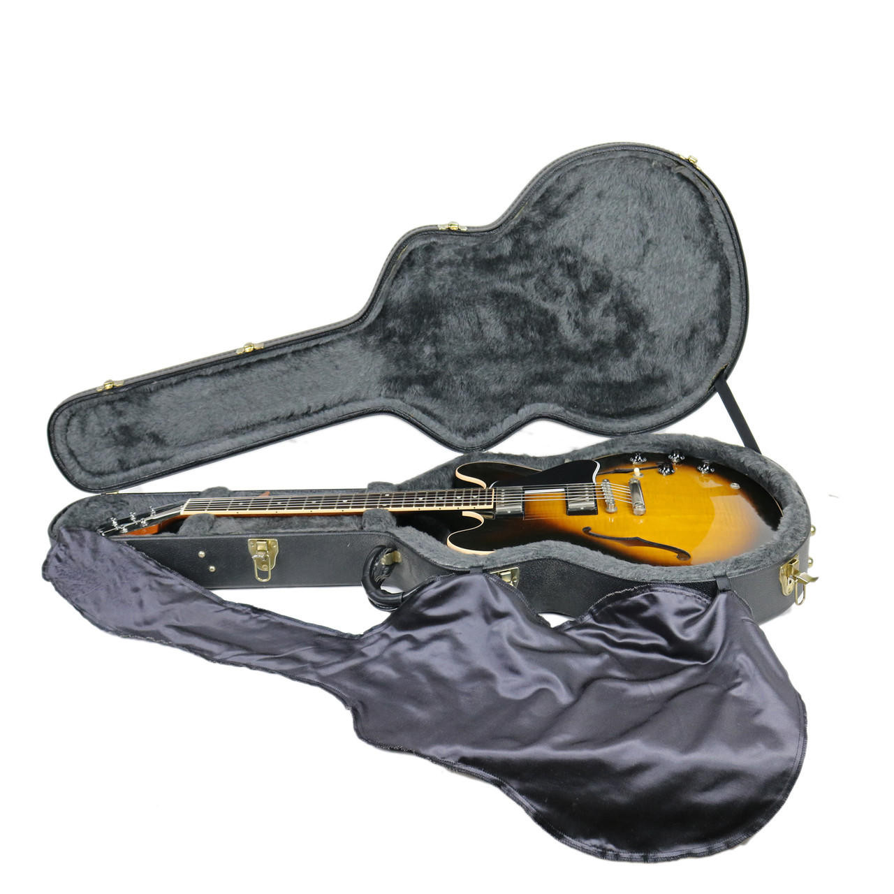 2004 Gibson ES-335 Semi-Hollow Electric Guitar Sunburst Finish