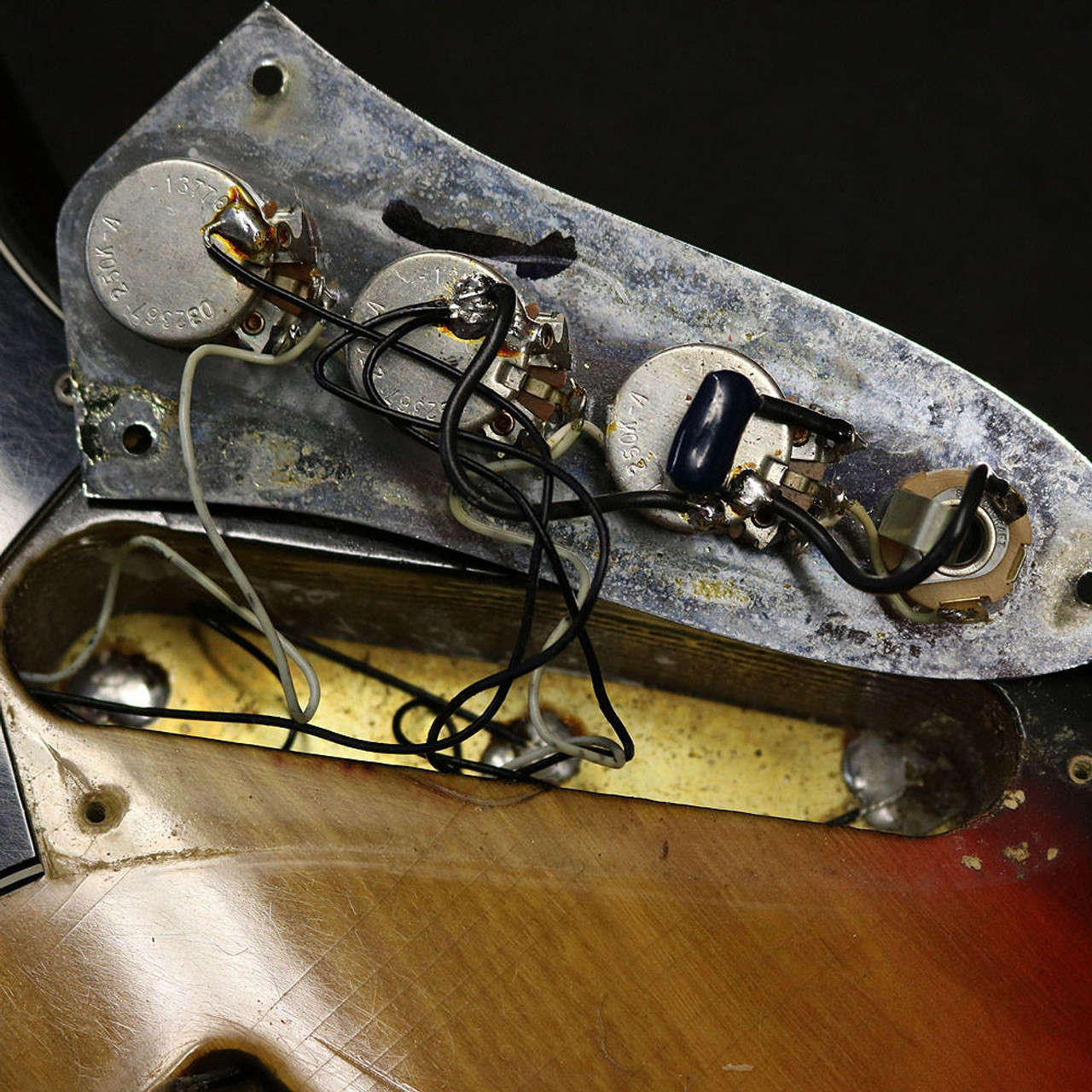 値下げ！　Fender JazzBass1976年製　訳あり品 値下げ！ Fender JazzBass1976年製 訳あり品 - メルカリ