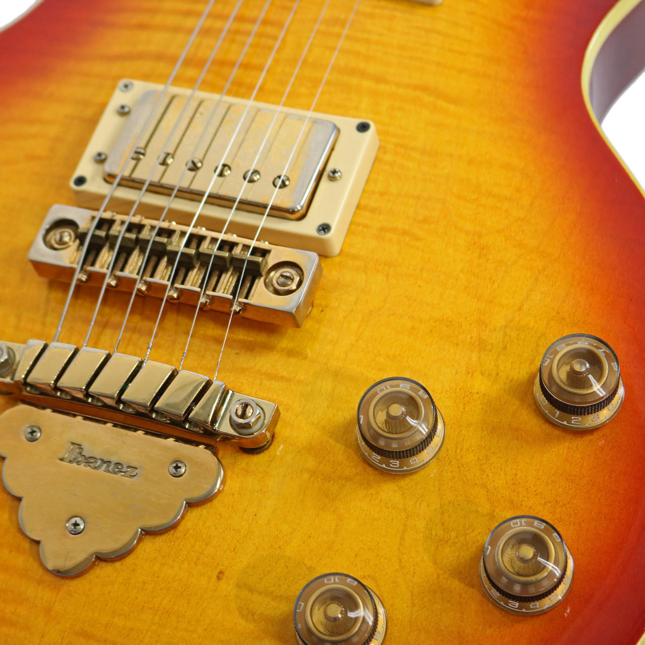 Vintage 1981 Ibanez AR100 Artist Sunburst Made in Japan | Cream