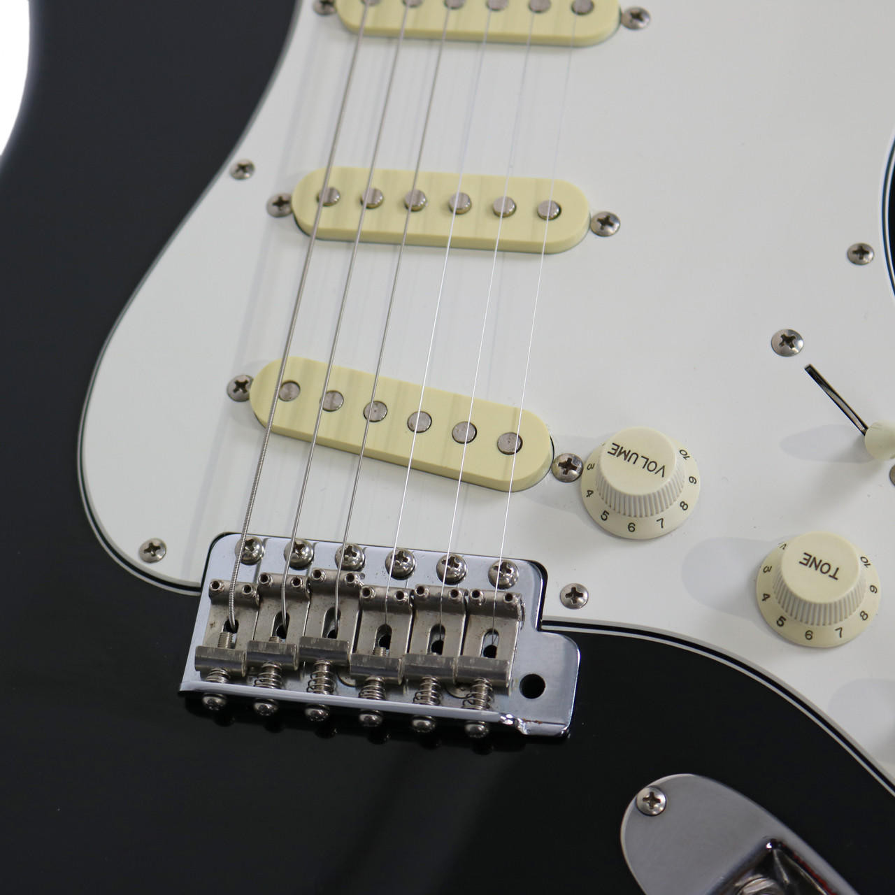 Vintage 1985 Squier Stratocaster Black Made in Japan | Cream