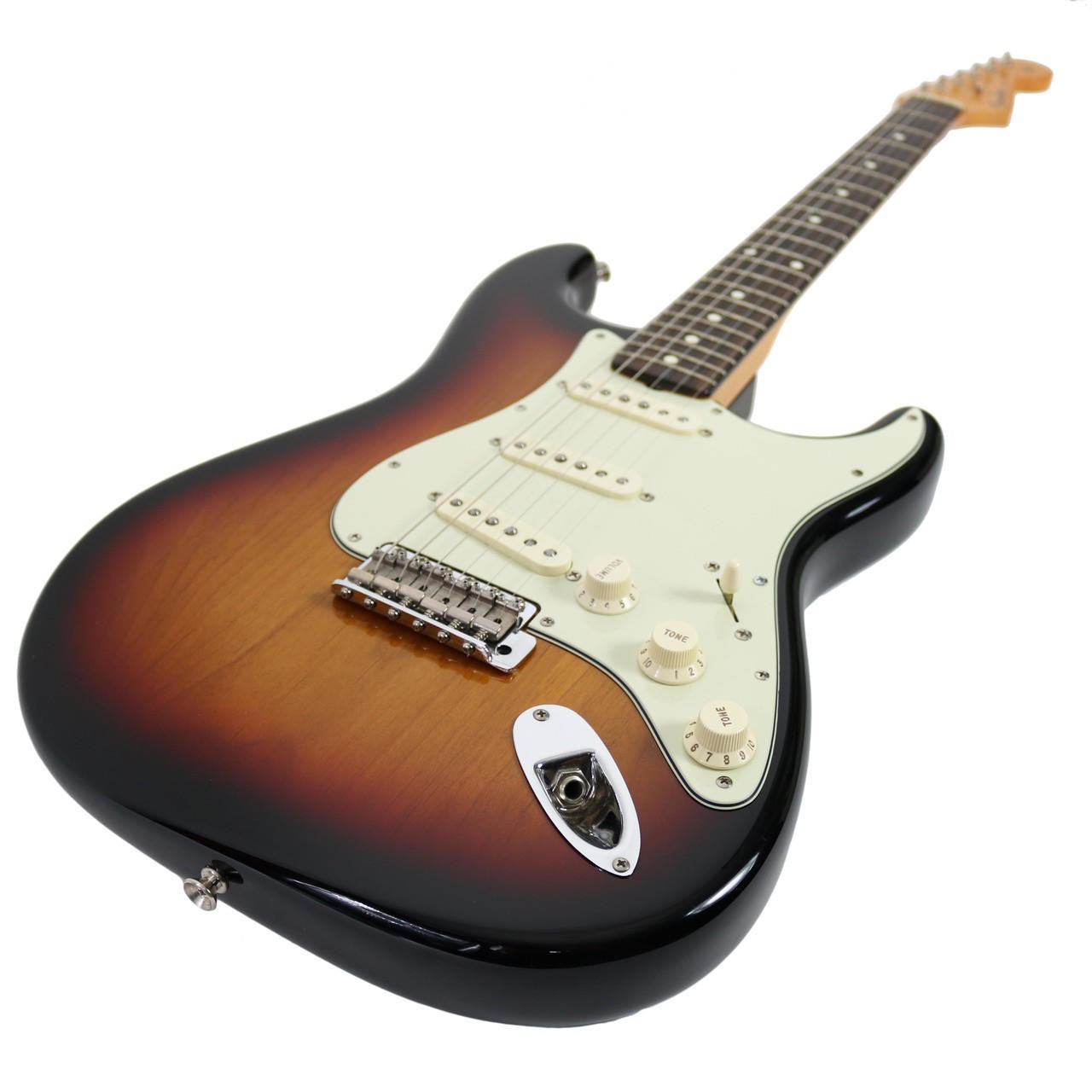 ギター Fender American Stratocaster 2005 2005 Fender American Deluxe Stratocaster “V” Neck Electric