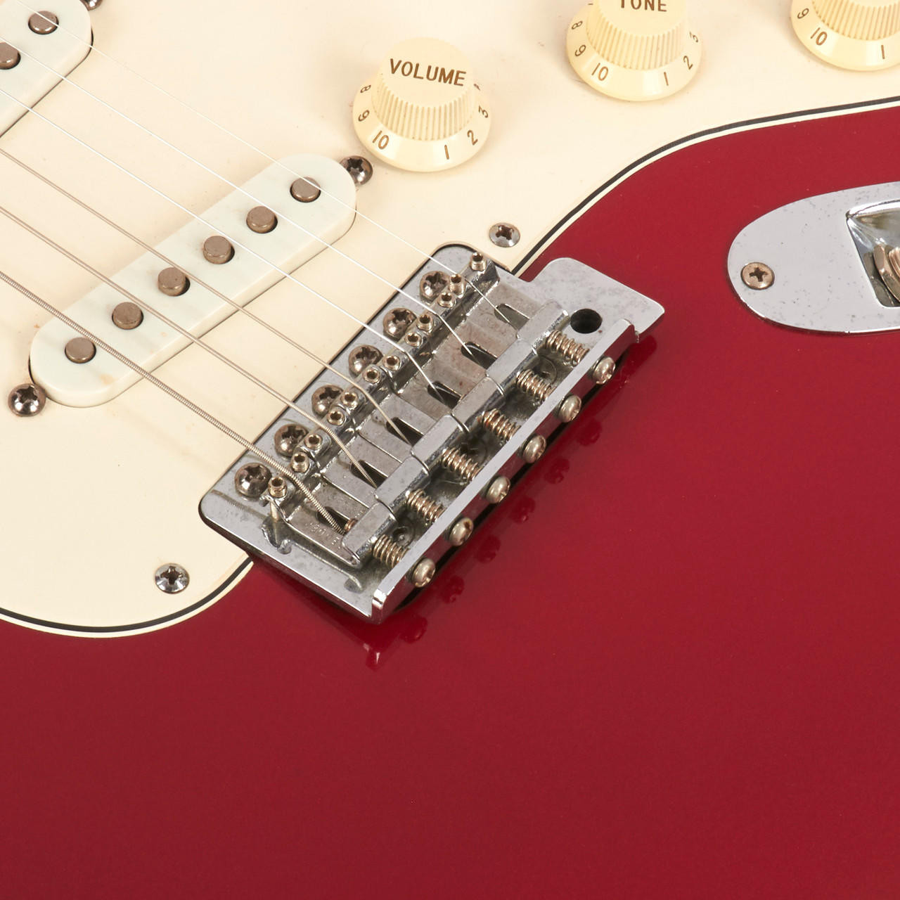 Used Fender Standard Stratocaster MIM Metallic Red 1996 | Cream