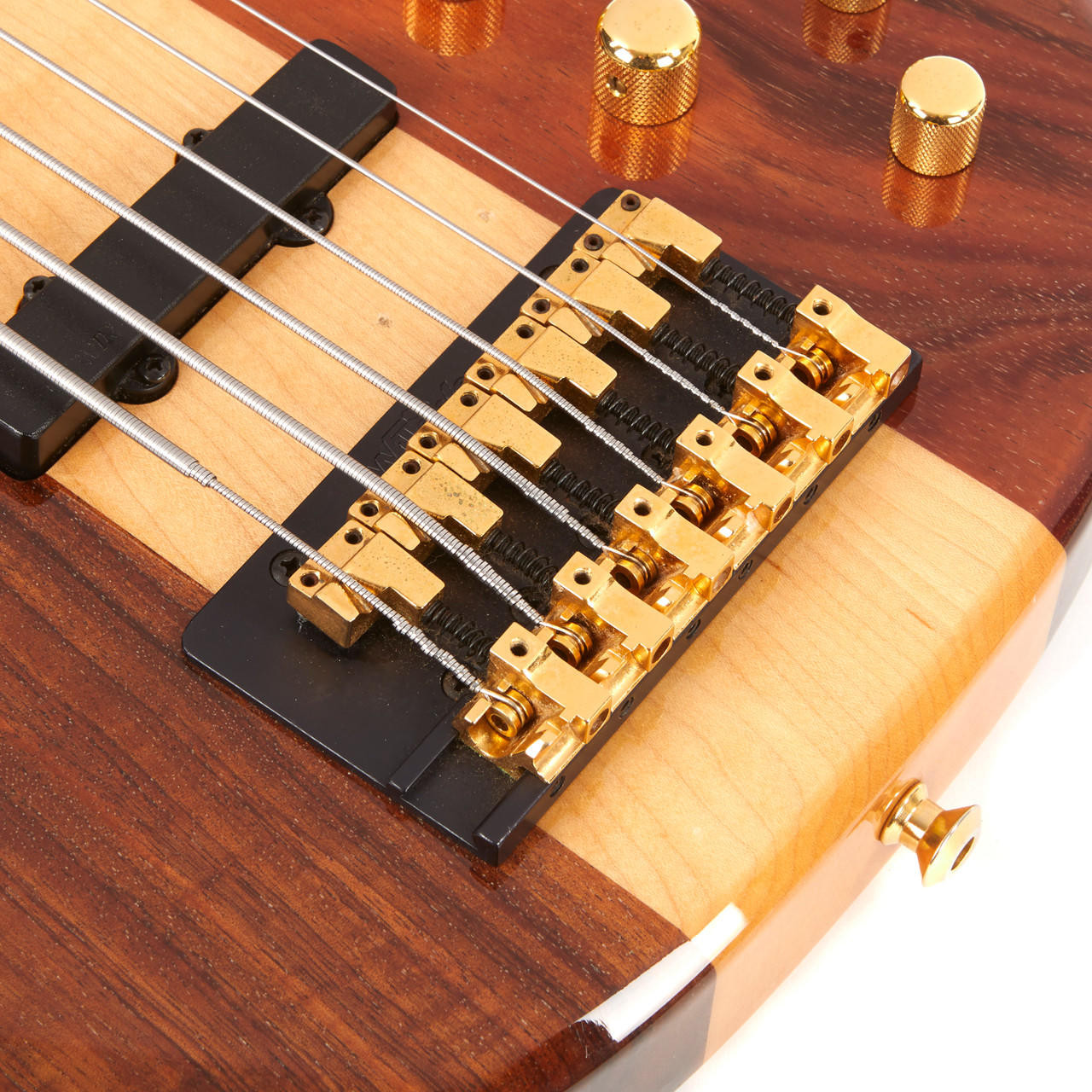 Used USA Carvin LB-76F 6-String Fretless Bass