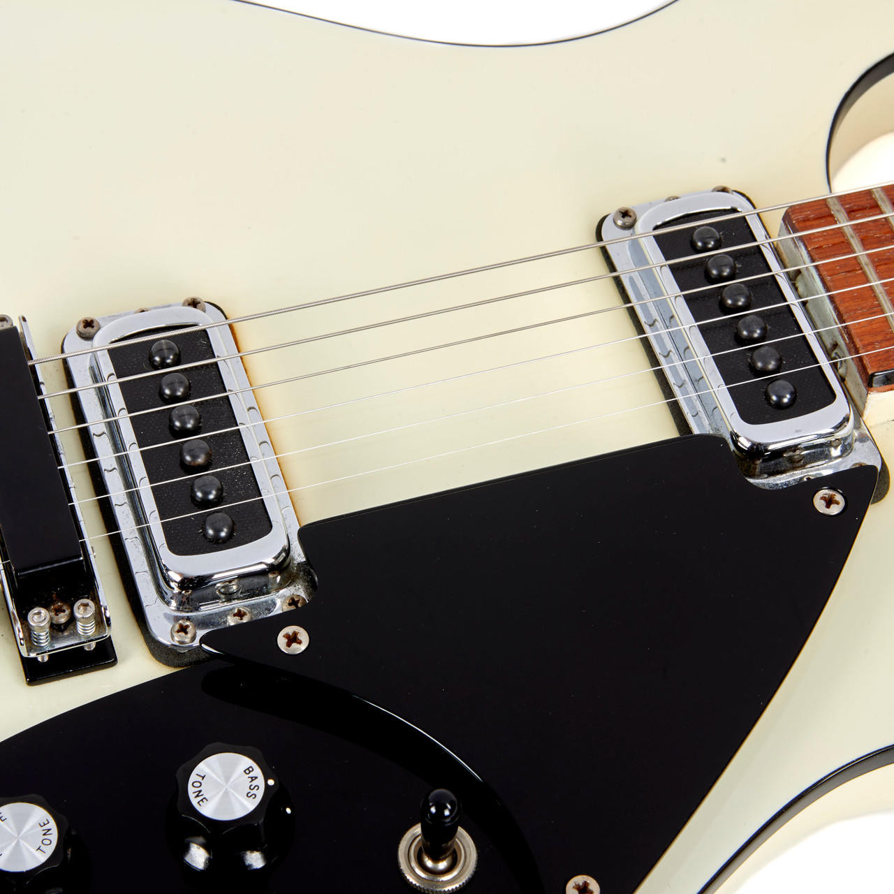 Vintage Rickenbacker 620 White Tuxedo 1986 | Cream City Music