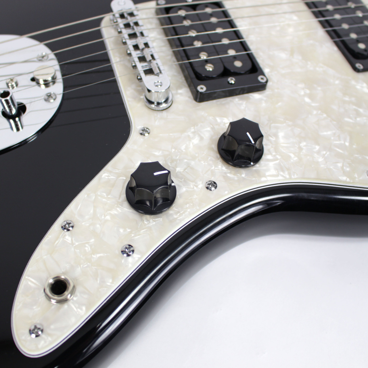 Fender Modern Player Jazzmaster HH Maple Fingerboard Black | Cream