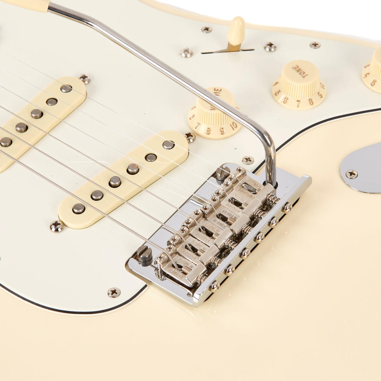 Used Fender American Professional Stratocaster Olympic White