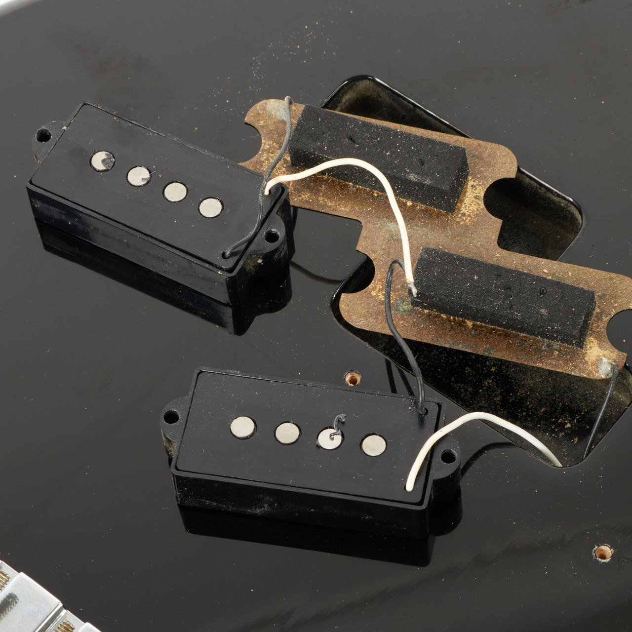 Used Fender Precision Bass MIJ Black 1989 | Cream City Music