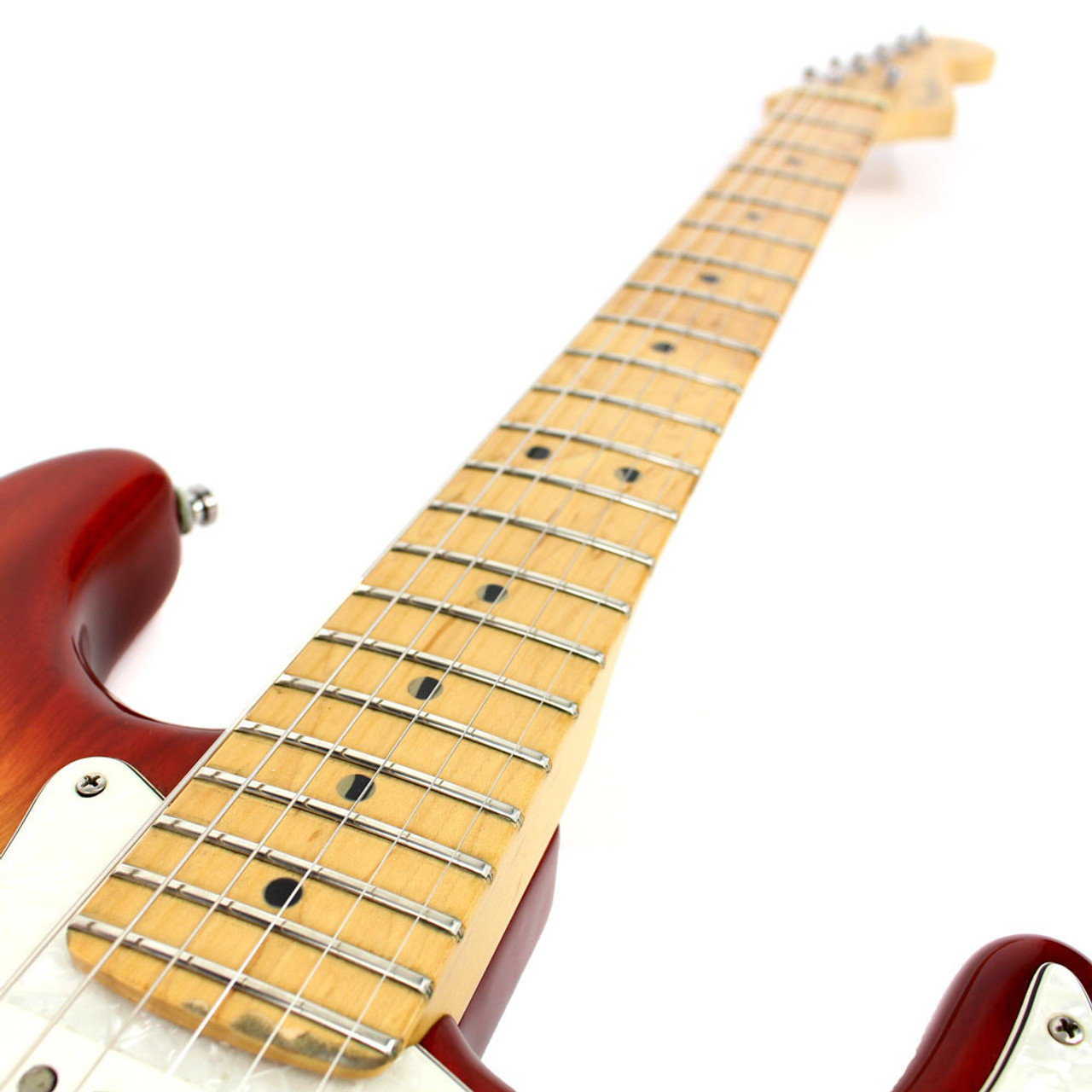 fender American Standard Stratocaster他 Fender American Deluxe Stratocaster Electric Guitar (2004