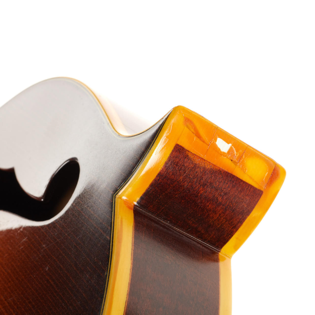 Used Washburn M-5S Jethro Burns F-Style Mandolin Sunburst | Cream