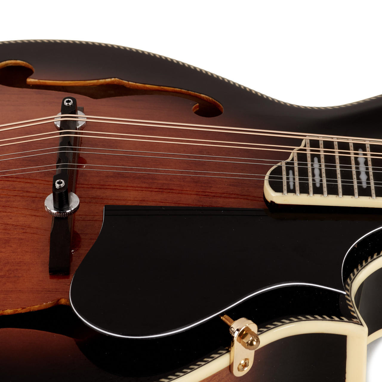 Used Washburn M6SWK Jethro Burns F-Style Mandolin Sunburst | Cream