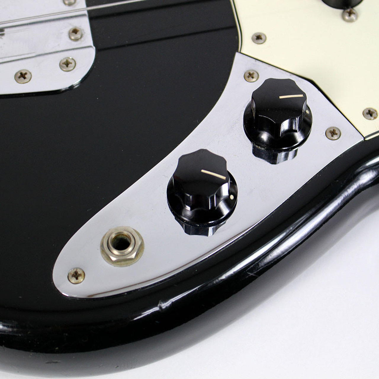 Fender USA Mustang Bass ブラック L52710000001000-00-600x600.jpg