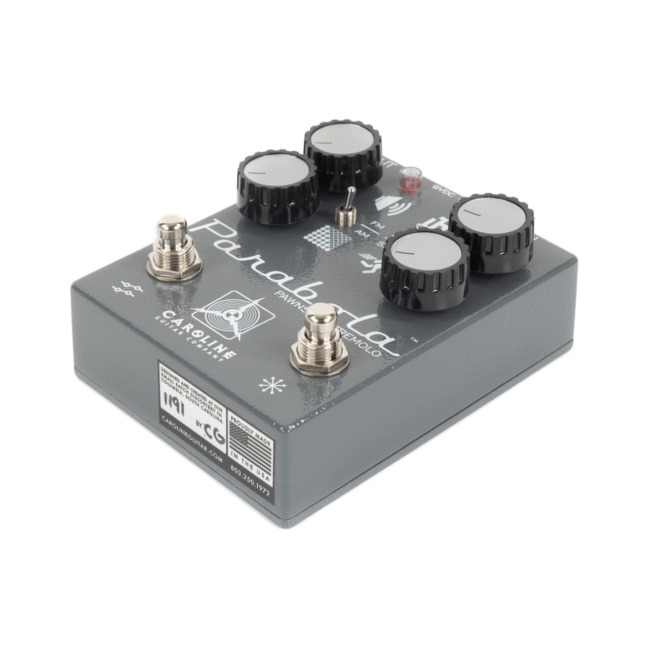 Caroline Guitar Company Parabola Solid State Tremolo Pedal | Cream  