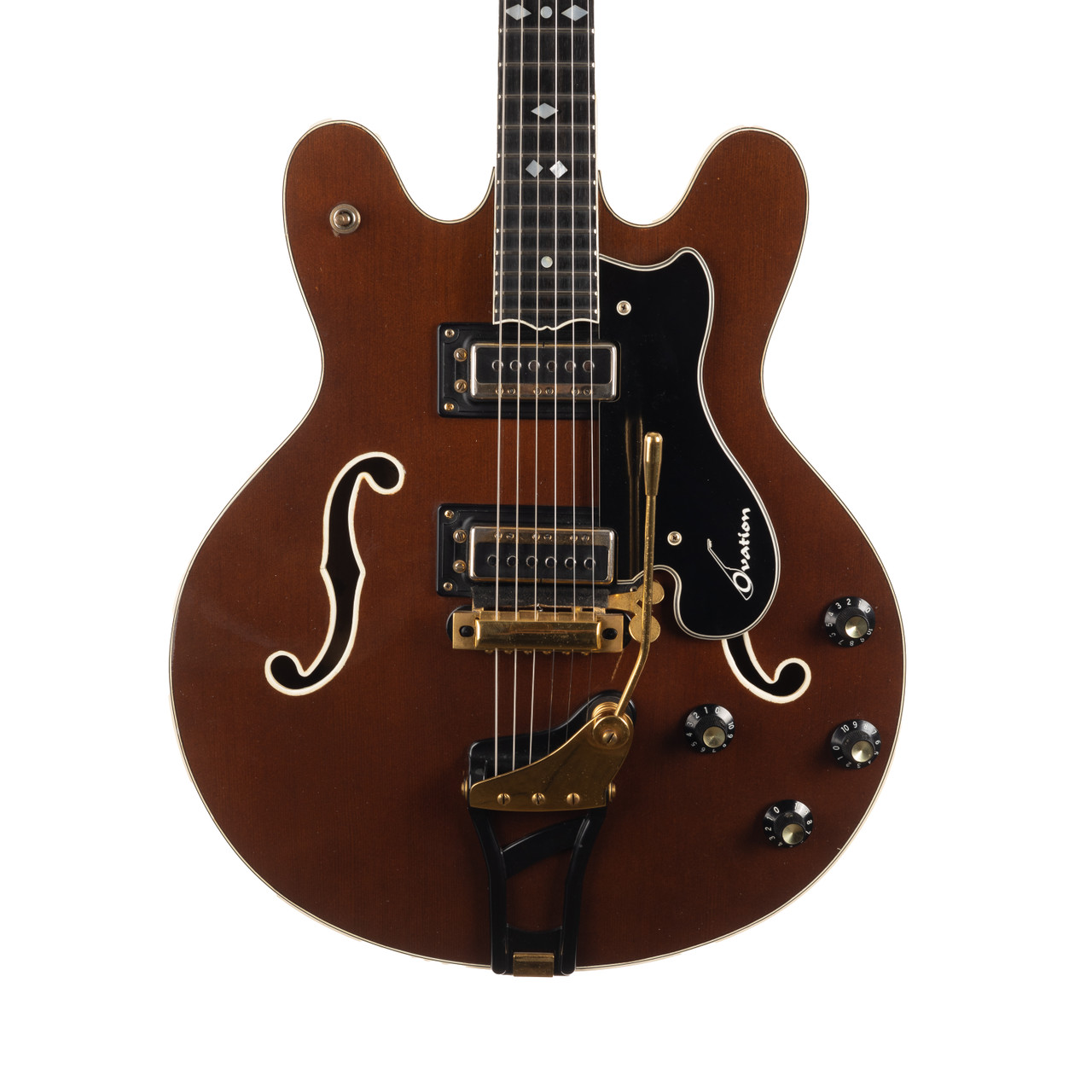 Vintage Ovation Deluxe Thunderhead 1460 Natural | Cream City