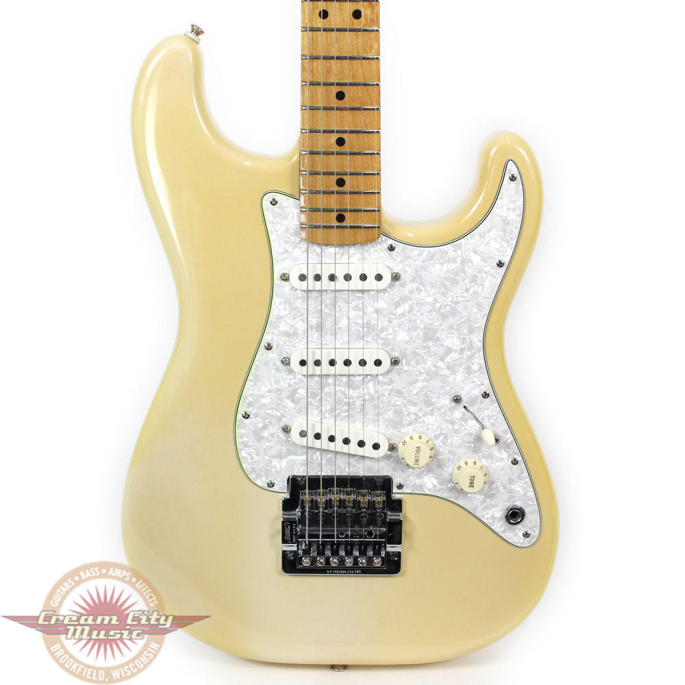 Vintage 1983 Fender USA Made Standard Stratocaster Electric Guitar