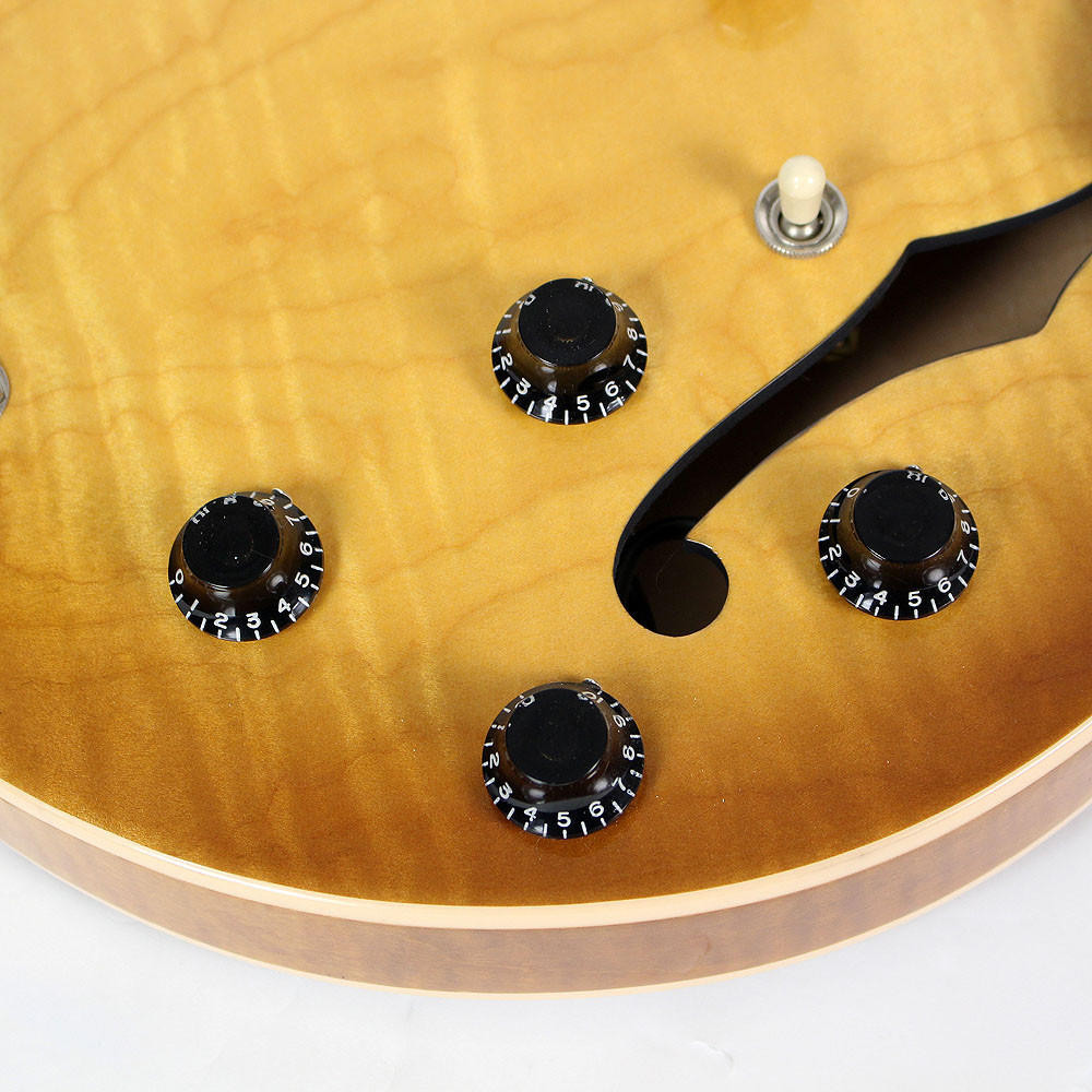 2006 Gibson ES-335 Electric Guitar Honey Sunburst Finish | Cream