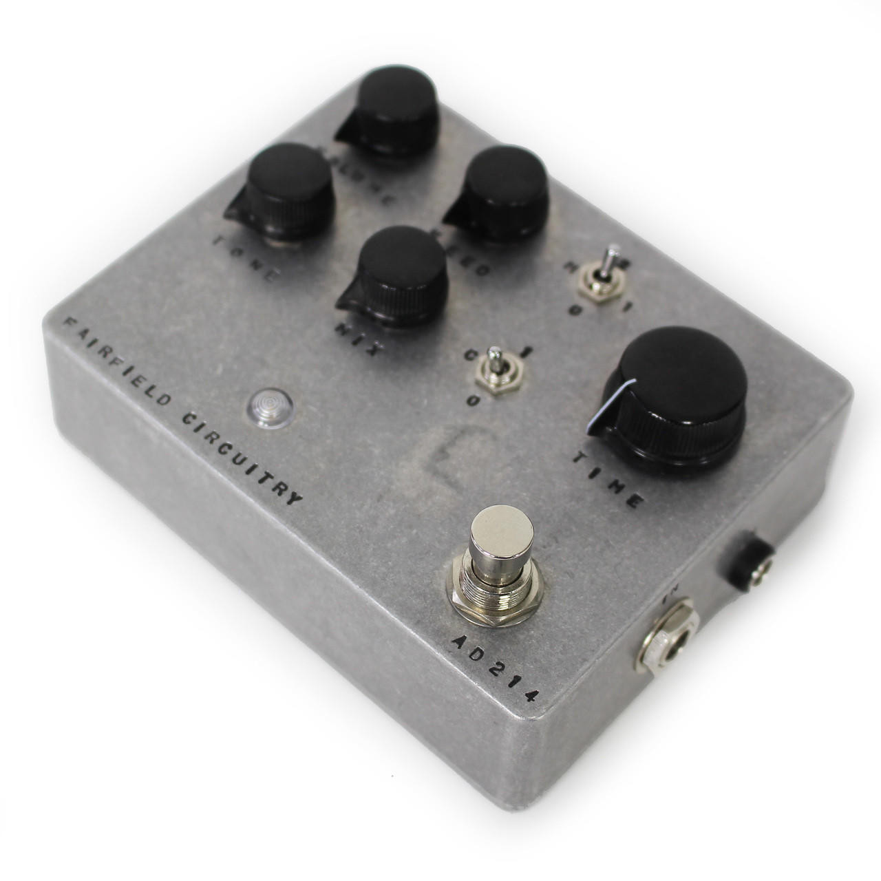 Fairfield Circuitry Meet Maude Analog Delay Pedal Cream City Music